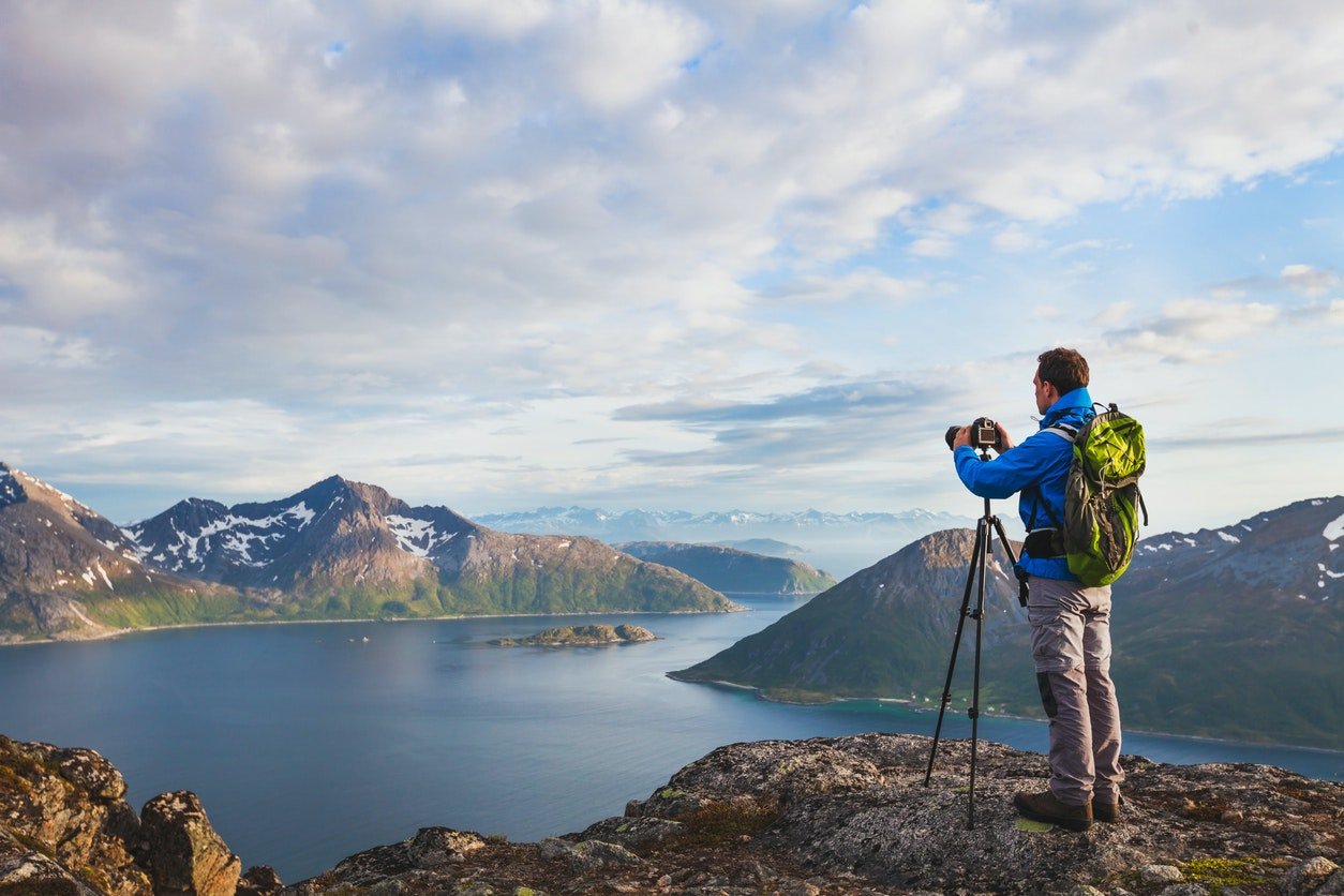 Top 5 Lightweight and Compact Cameras for Backpacking and Hiking