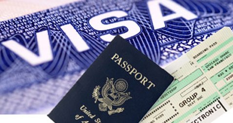 The Pros and Cons of Using a Visa Service for Your Application