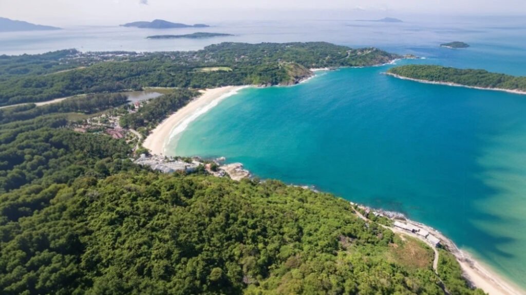 Nai Harn Lake to Black Rock Viewpoint