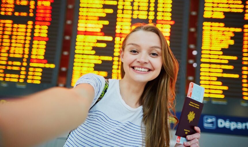 AirHelp vs. Compensair: Your Guide to Getting Paid
