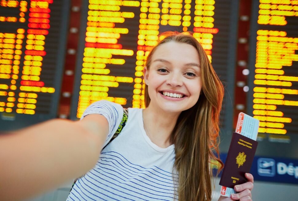 AirHelp vs. Compensair: Your Guide to Getting Paid