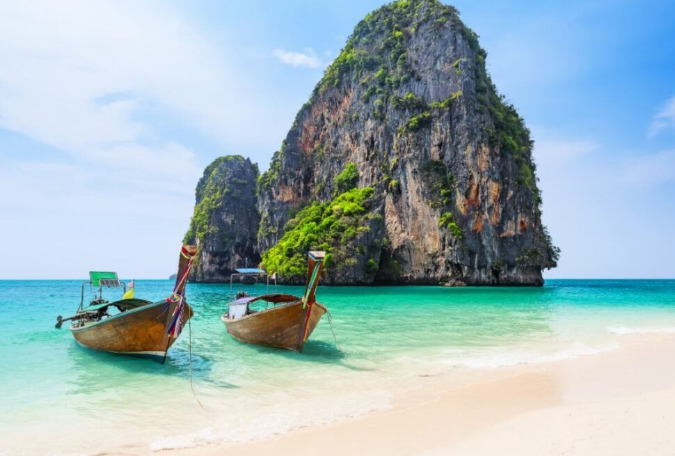 Thailand’s Sunscreen Ban: What Travelers Need to Know About the New 100,000 Baht Fine
