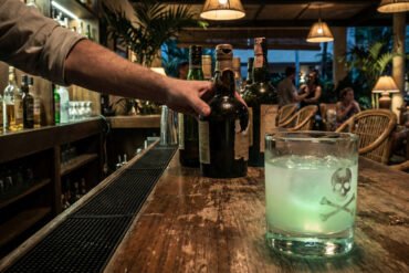 Urgent Warnings About Methanol Poisoning in Tourist Destinations