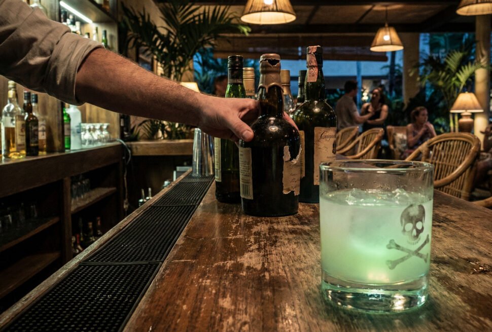 Urgent Warnings About Methanol Poisoning in Tourist Destinations