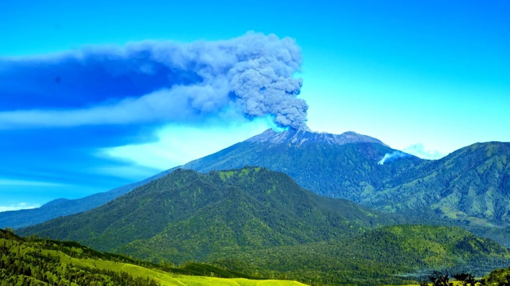Anak Krakatau, Indonesia